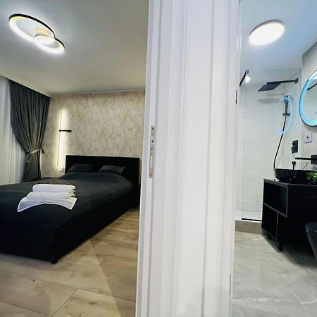 Impact Apartments 皮特什蒂 外观 照片