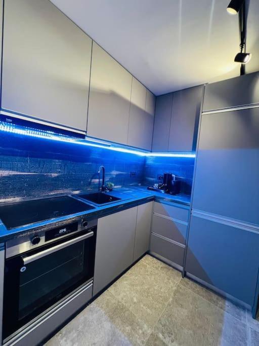 Impact Apartments 皮特什蒂 外观 照片